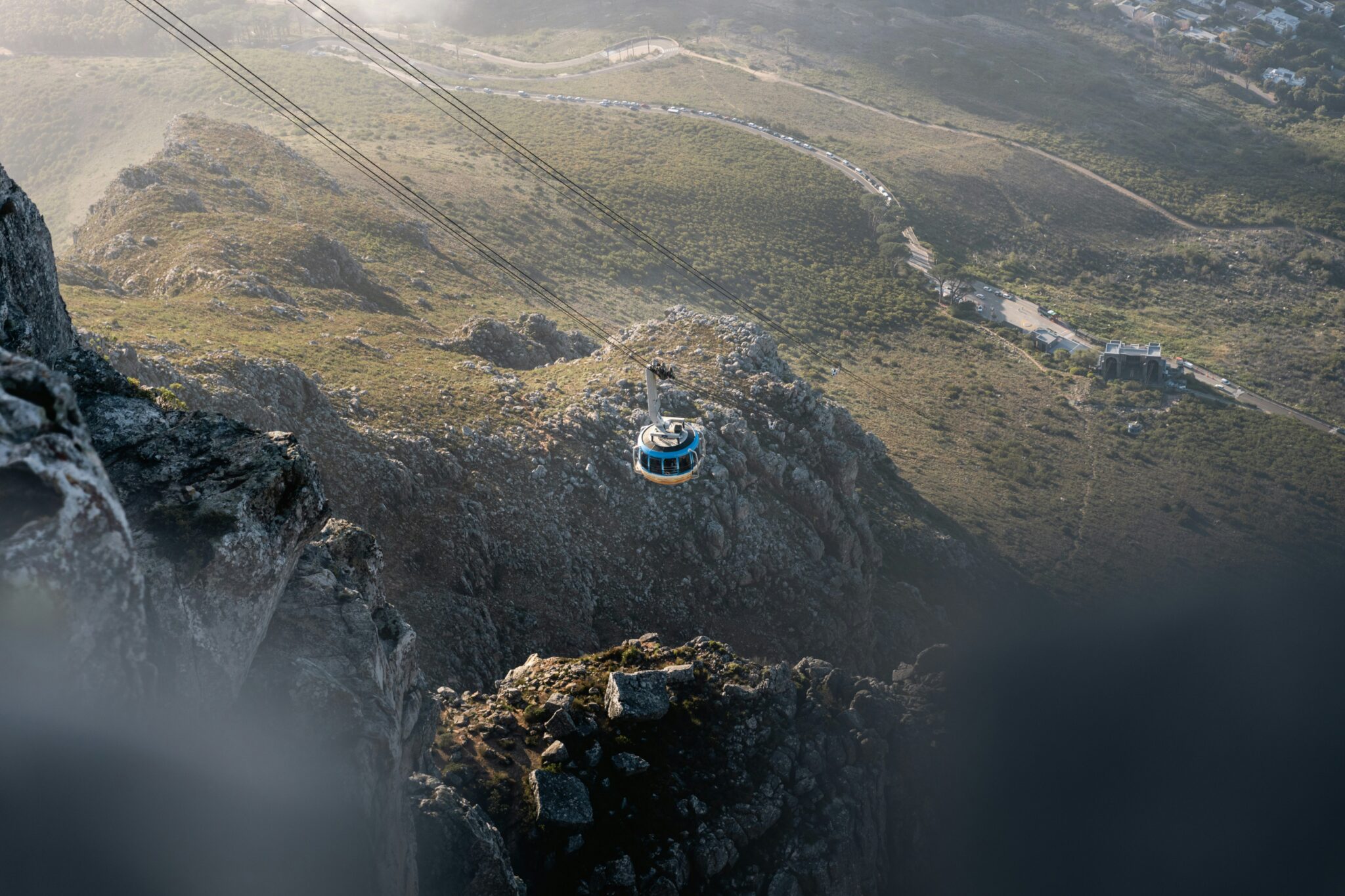 Cable car up Table Mountain - Photo 3