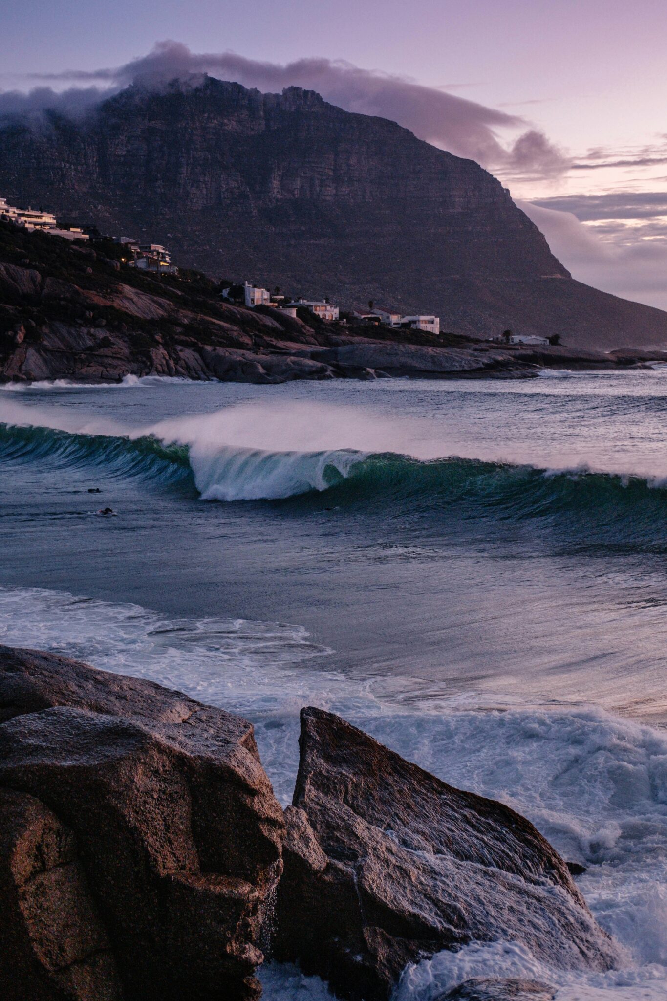Surfing - Photo 4
